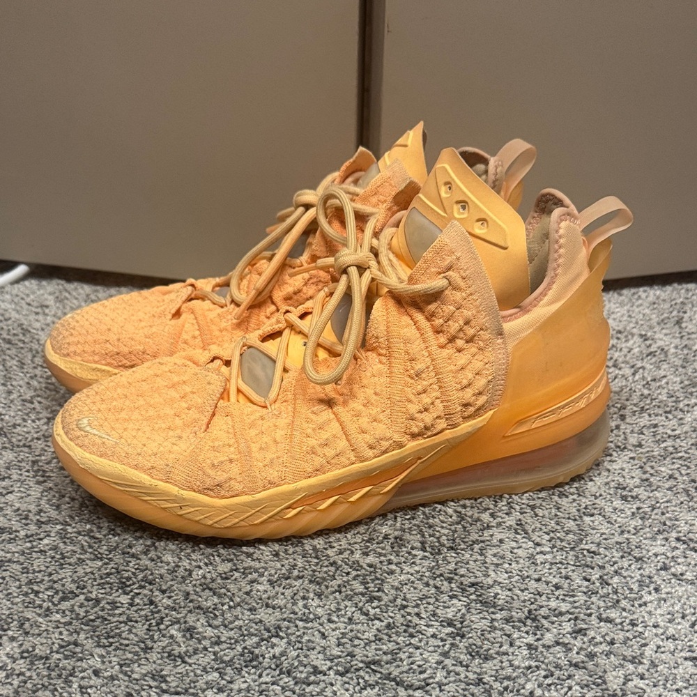 Nike Men's Orange Athletic Shoes